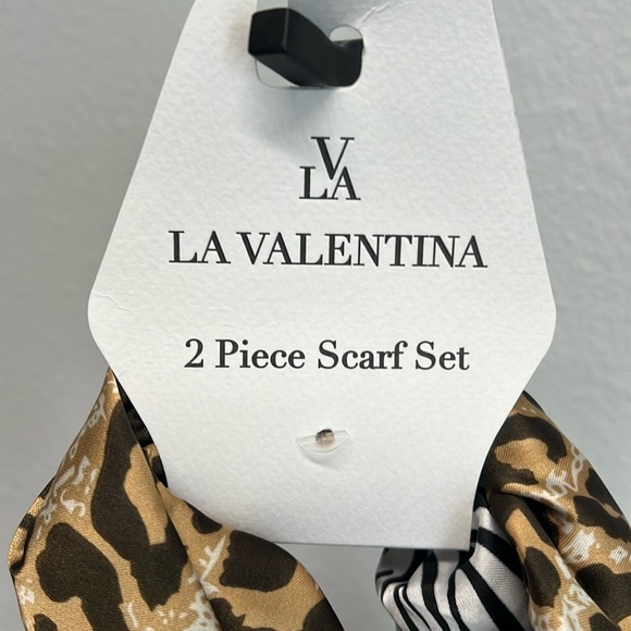 LA Valentina | Zebra & Leopard Print Scarves Set - Picture 3 of 5